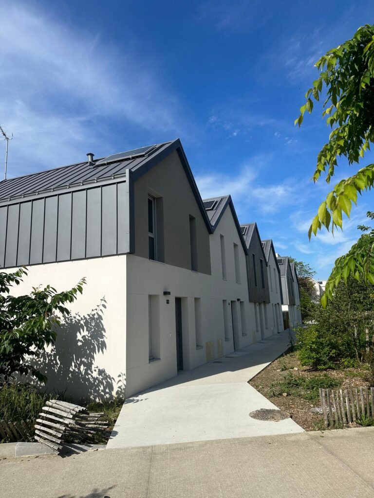 WhatsApp Image 2025-10-27 at 09.51.34 (3)